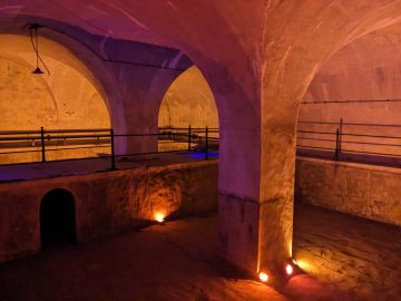 Tickets für 14h 60 Minuten Unterwelten mit Wasserschlösschen am 25.10.2026 - Karten kaufen